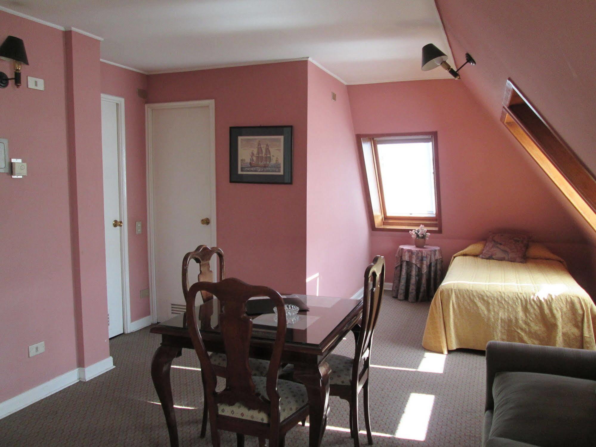 Hotel Apart Colon Puerto Montt Ngoại thất bức ảnh